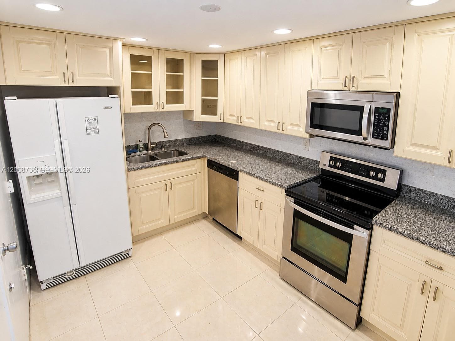500 Three Islands Blvd # 918, Hallandale Beach, FL 33009 photo 4