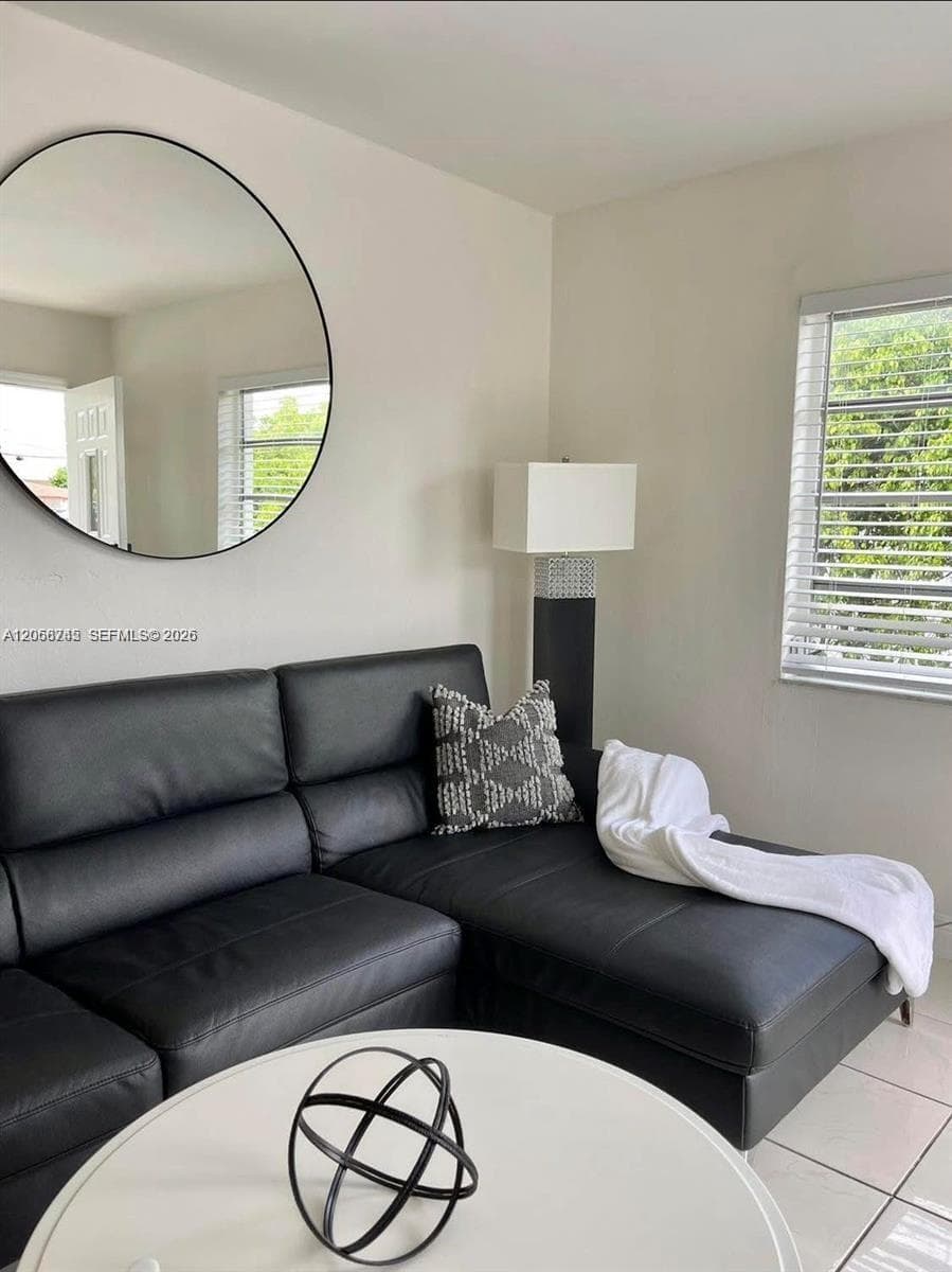 1097 E 1st Ave, Hialeah, FL 33010 photo 2