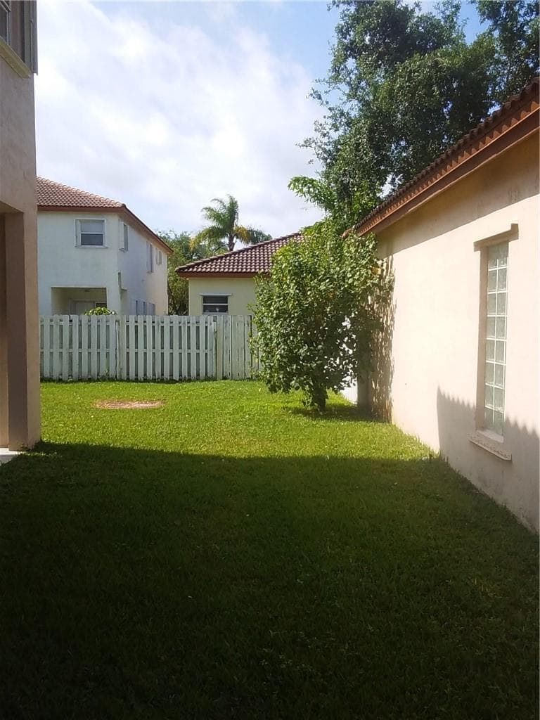 19250 NW 12TH Manor, Pembroke Pines, FL 33029 photo 5