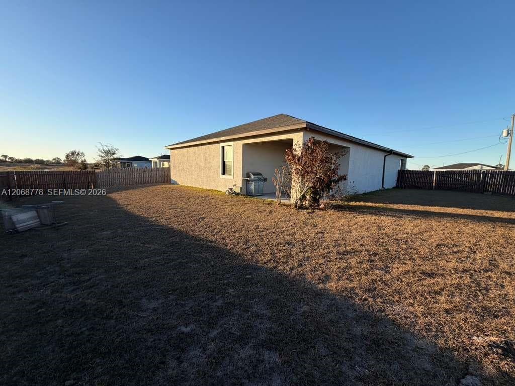 9026 W Mac Ct, La Belle, FL 33935 photo 2