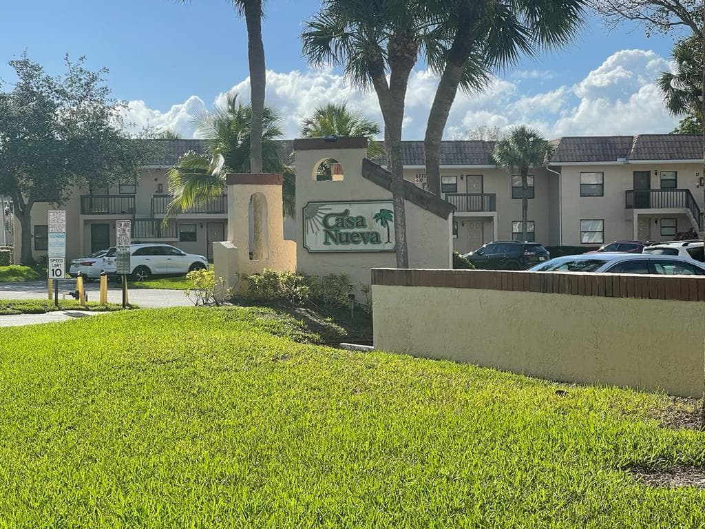 6844 PALMETTO Circle S # 201, Boca Raton, FL 33433 photo 2