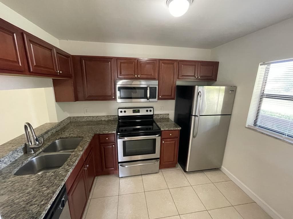 6844 PALMETTO Circle S # 201, Boca Raton, FL 33433 photo 5