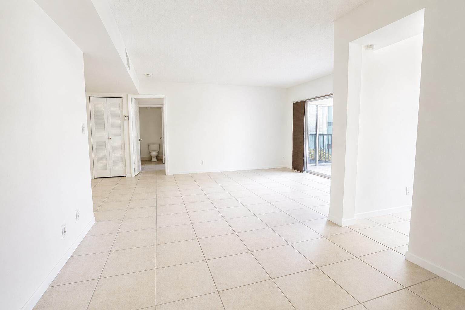 5910 MORNINGSTAR Circle # #202, Delray Beach, FL 33484 photo 5