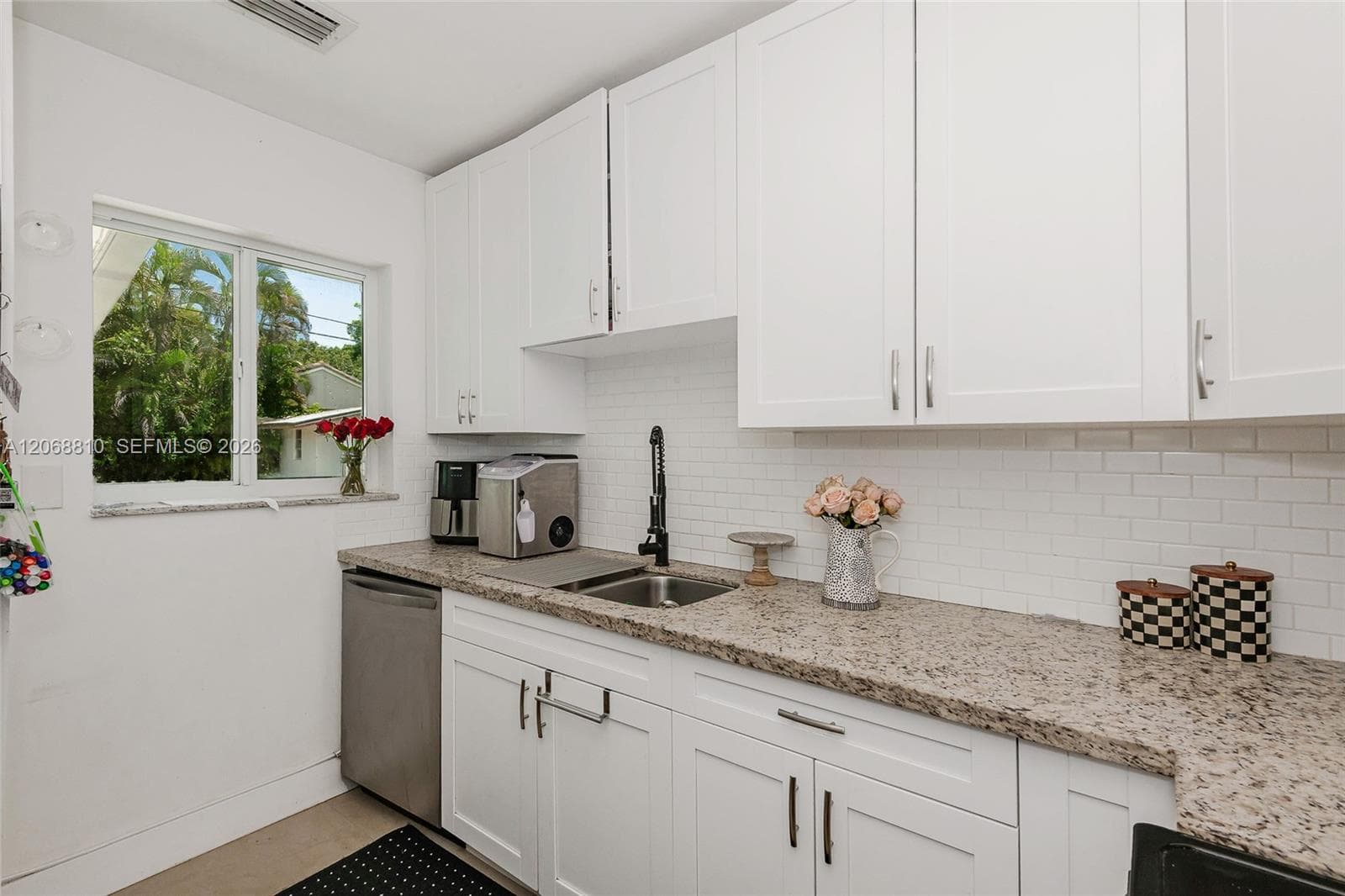 18145 SW 95th Ct, Palmetto Bay, FL 33157 photo 5