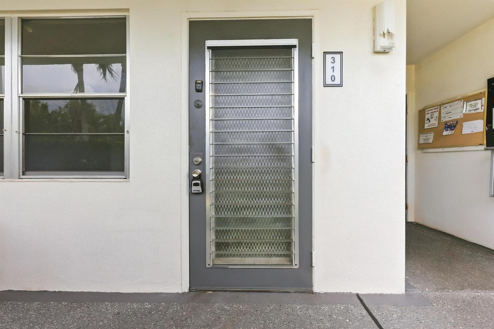 310 OAKRIDGE R Court # 310, Deerfield Beach, FL 33442