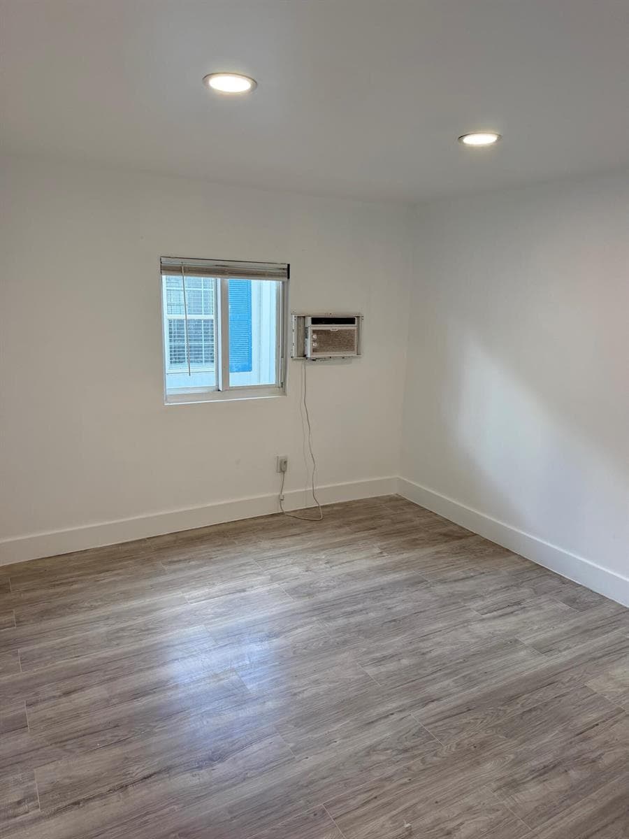 650 NW 214TH Avenue, Pembroke Pines, FL 33029 photo 3