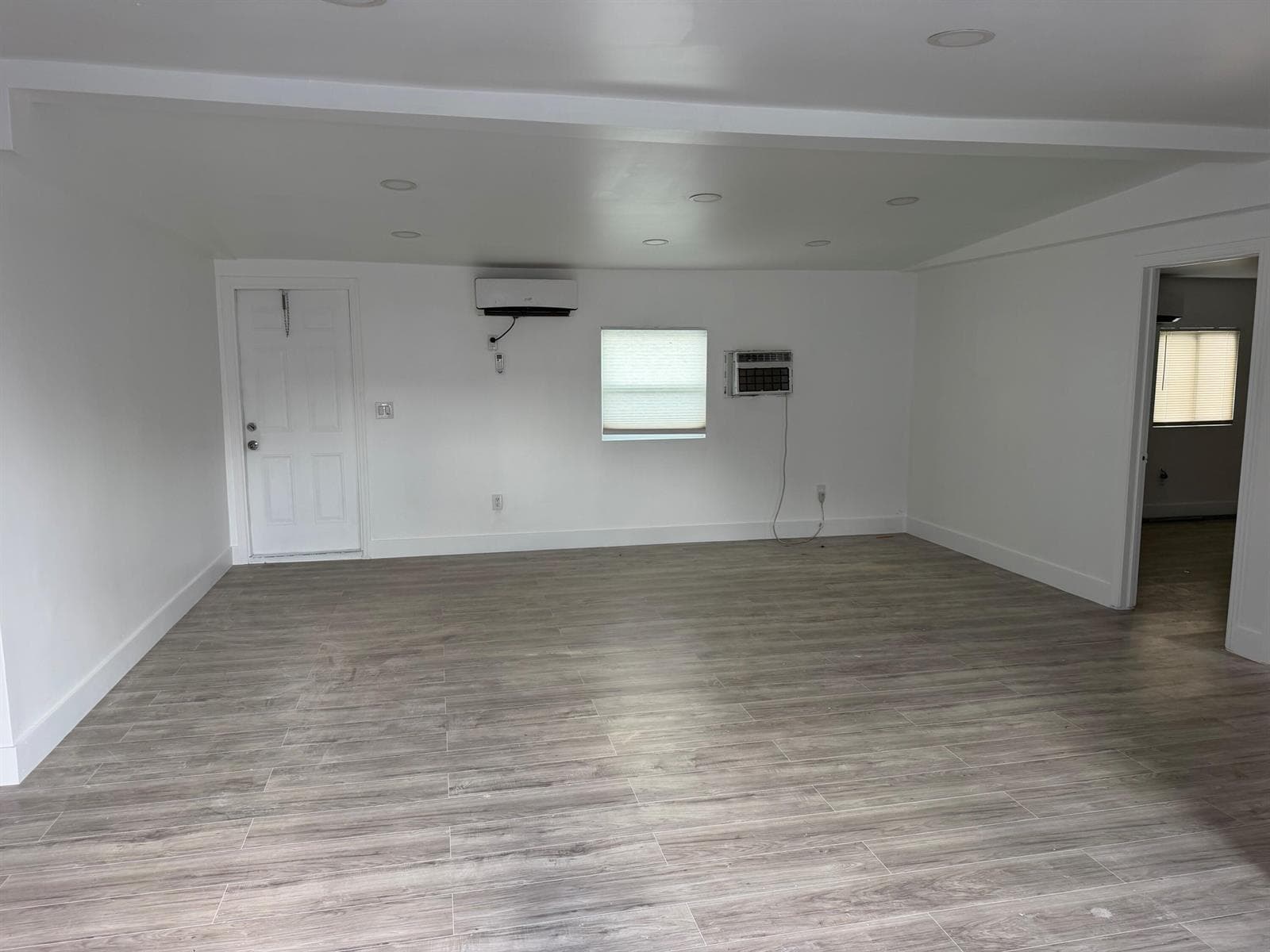 650 NW 214TH Avenue, Pembroke Pines, FL 33029 photo 5