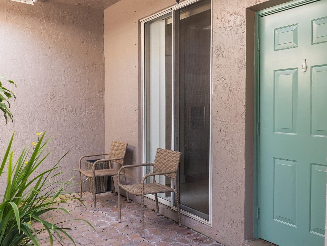 2491 Aragon Boulevard # 2, Sunrise, FL 33322 photo 2