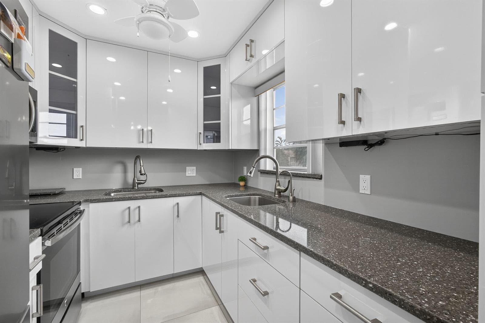 160 EASTHAMPTON G, West Palm Beach, FL 33417