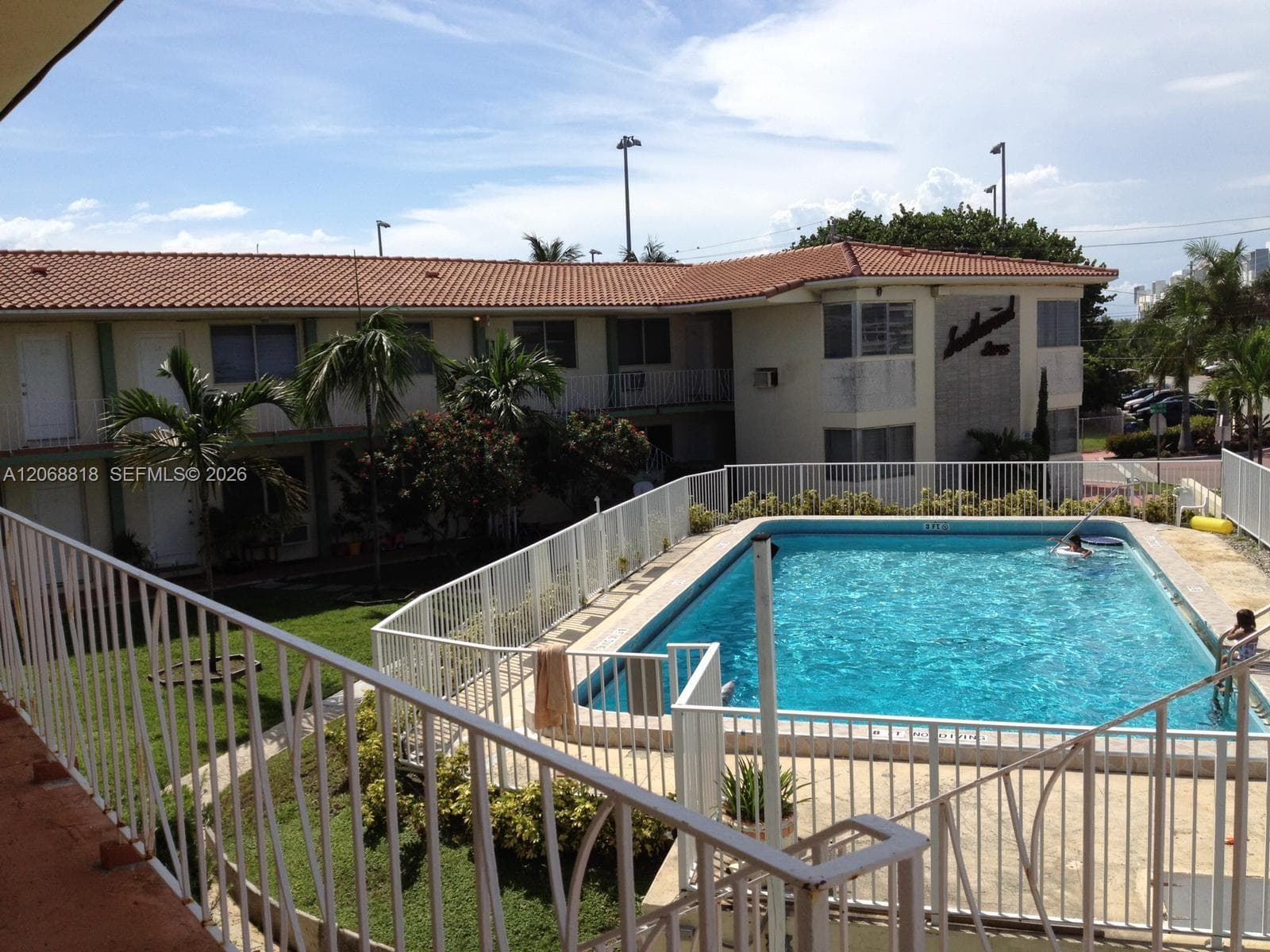 2 S Shore Dr # 15, Miami Beach, FL 33141 photo 2