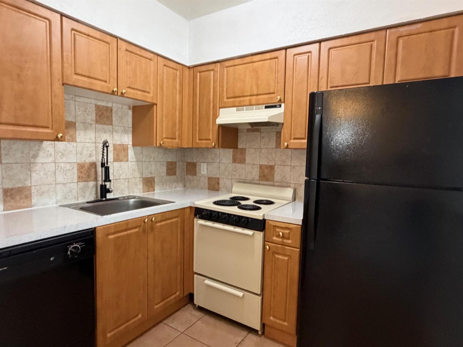 2607 NE 8TH Avenue # 3, Wilton Manors, FL 33334 photo 3