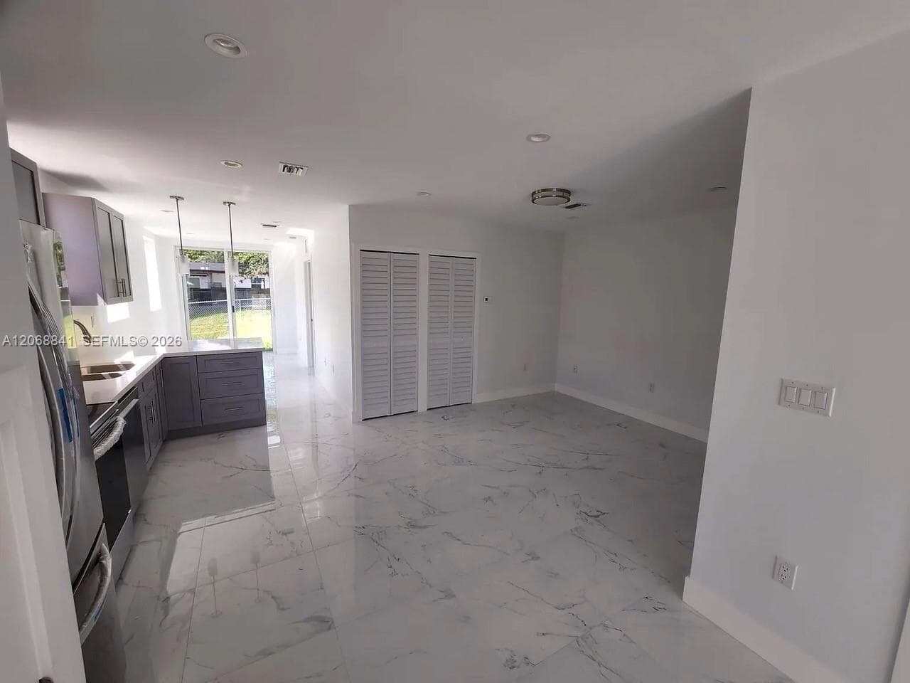 7245 SW 21st St # #, Miami, FL 33155 photo 3