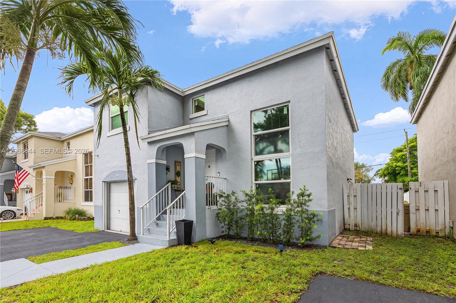 7216 SW 44th Ct, Davie, FL 33314 photo 2