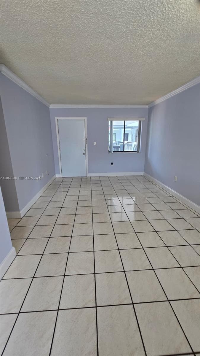 5290 W 21st Ct # 304, Hialeah, FL 33016 photo 4