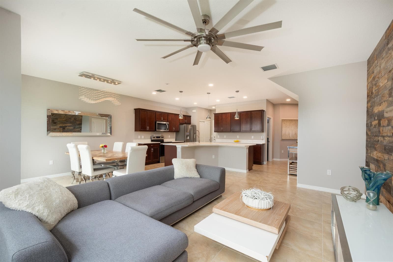 4486 Appleton Circle W, Oakland Park, FL 33309 photo 2