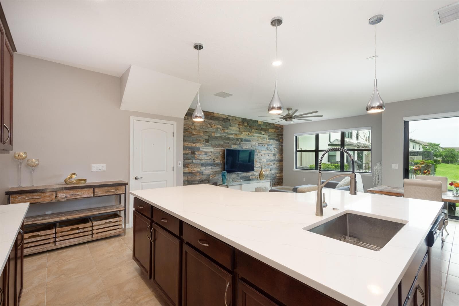 4486 Appleton Circle W, Oakland Park, FL 33309 photo 4
