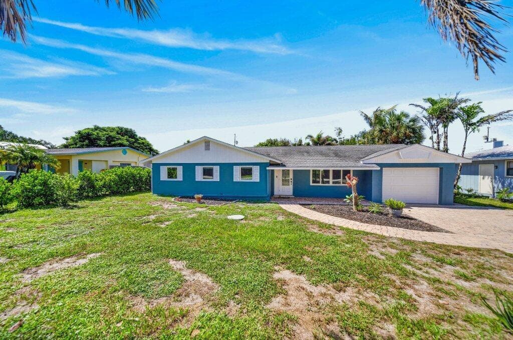 2288 NE PATRICIAN Street, Jensen Beach, FL 34957 photo 3