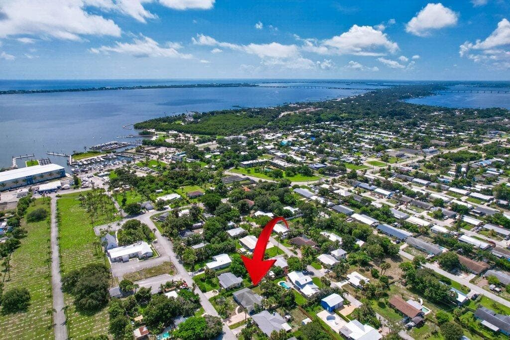 2288 NE PATRICIAN Street, Jensen Beach, FL 34957