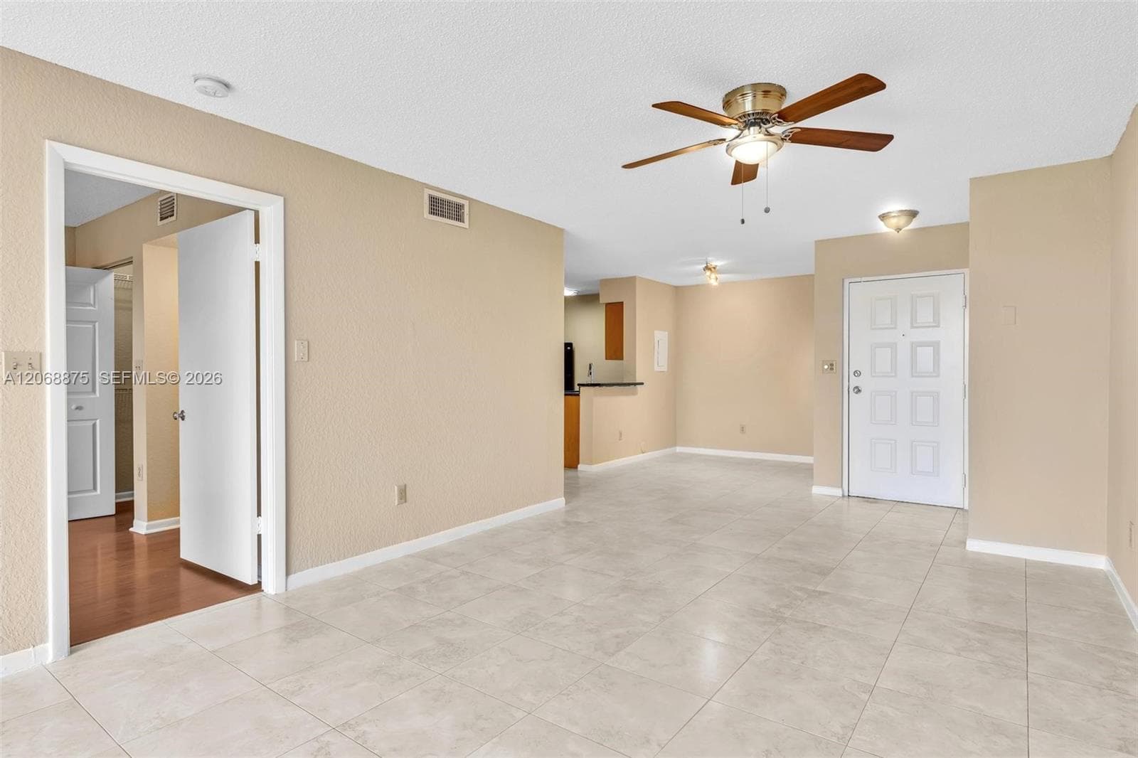 2880 N Oakland Forest Dr # 110, Oakland Park, FL 33309 photo 2