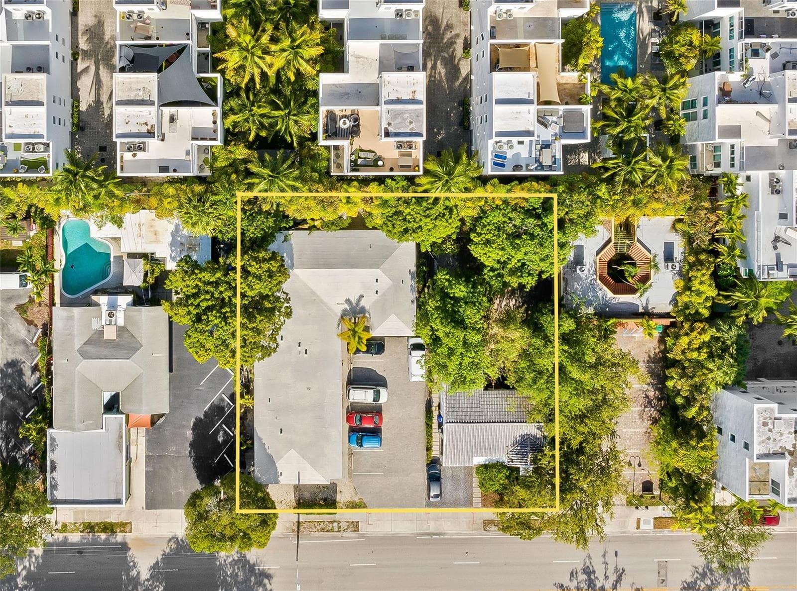 724 NE 3rd Avenue, Fort Lauderdale, FL 33304