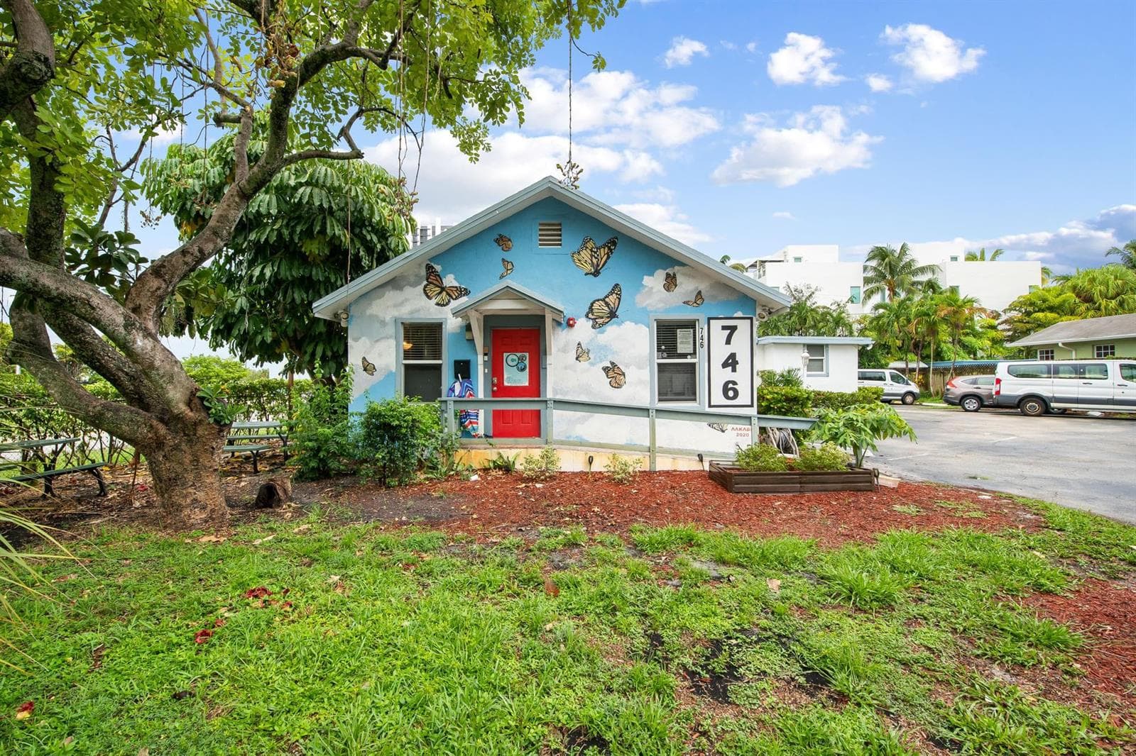 746 NE 3rd Avenue, Fort Lauderdale, FL 33304 photo 4