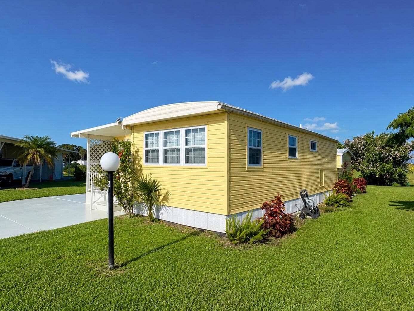 1601 US HIGHWAY 441 SE # 61, Okeechobee, FL 34974 photo 3