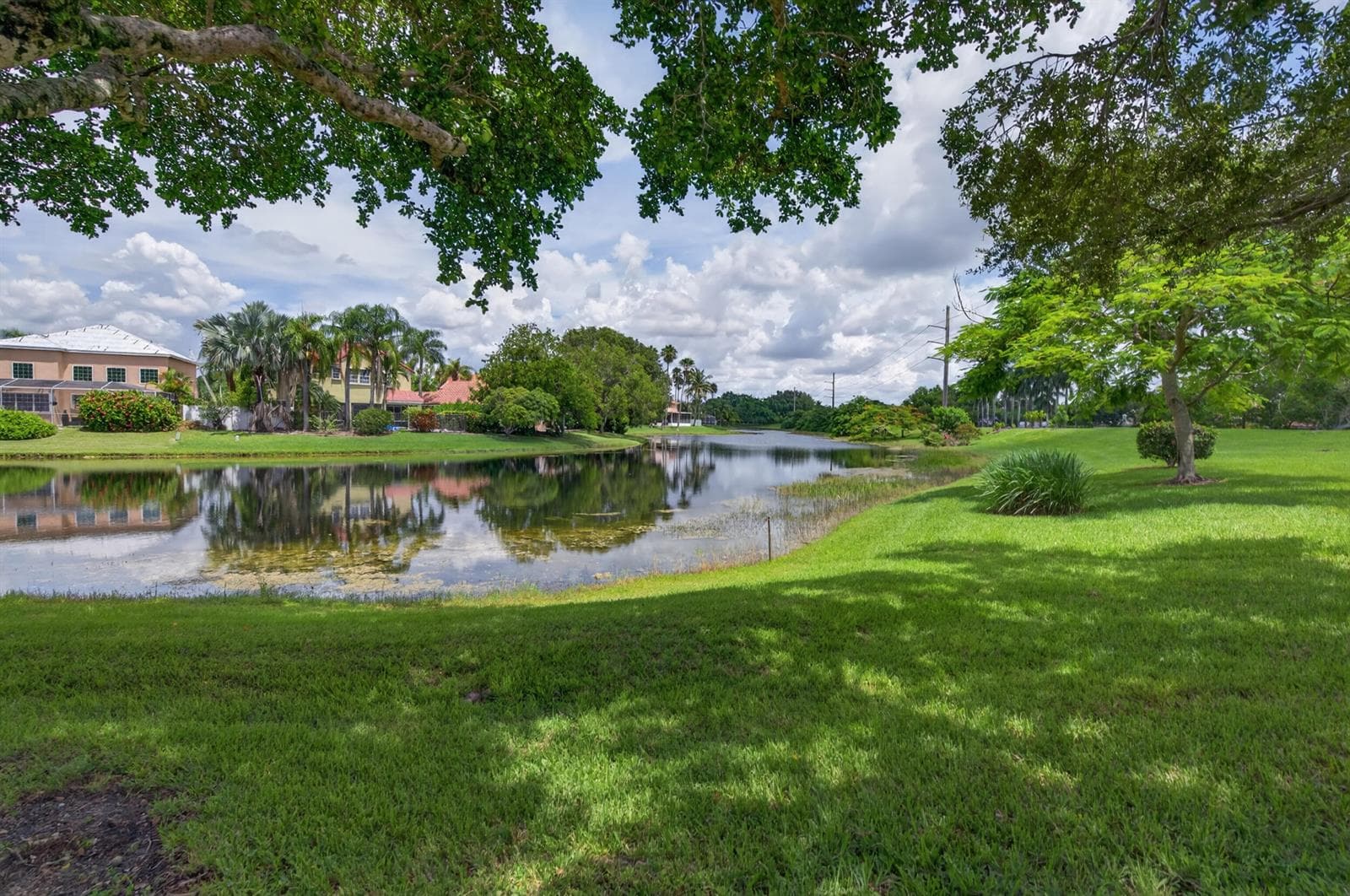 709 Crystal Court, Weston, FL 33326 photo 4