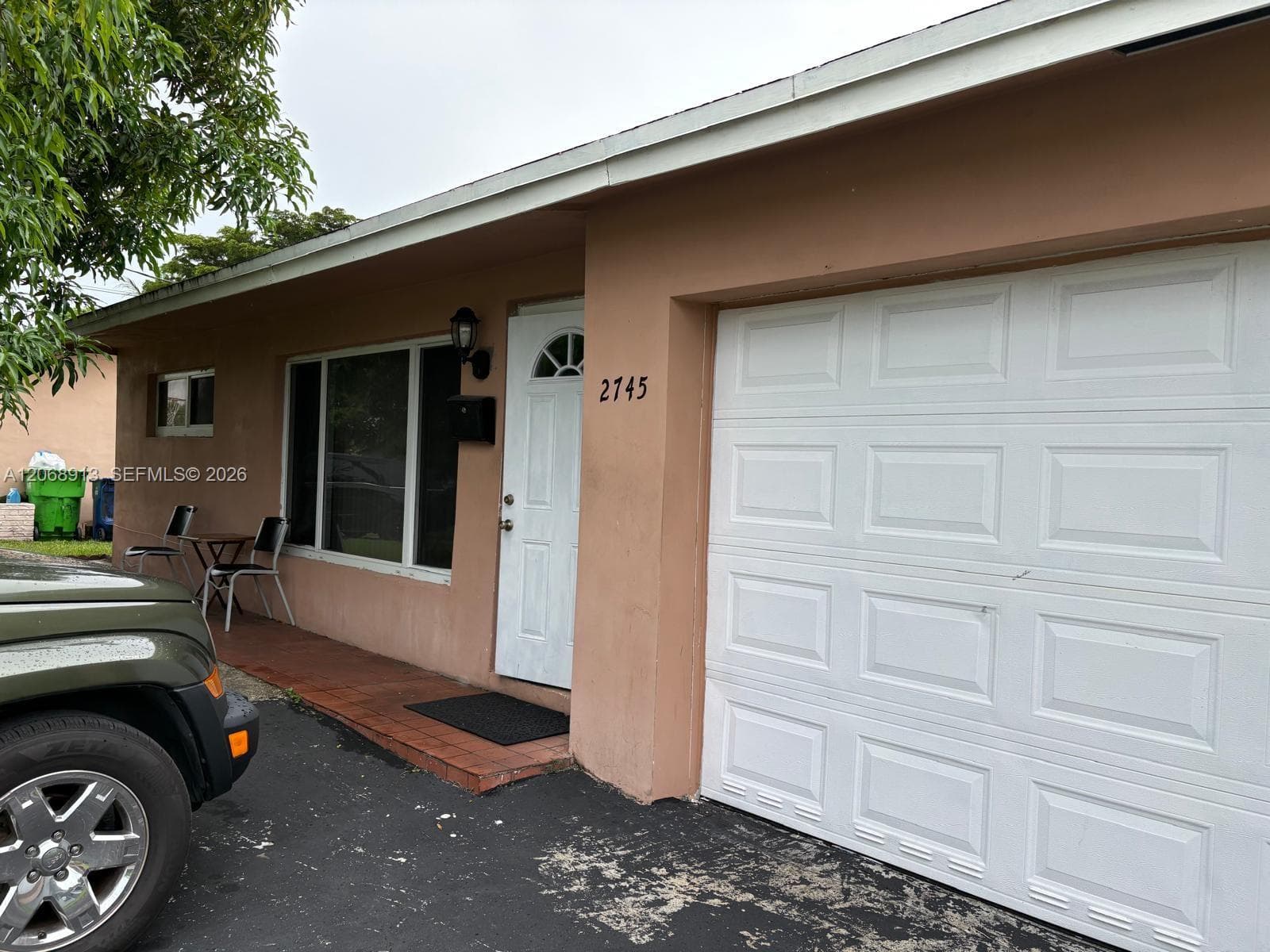 2745 NW 69th Ave, Sunrise, FL 33313 photo 2