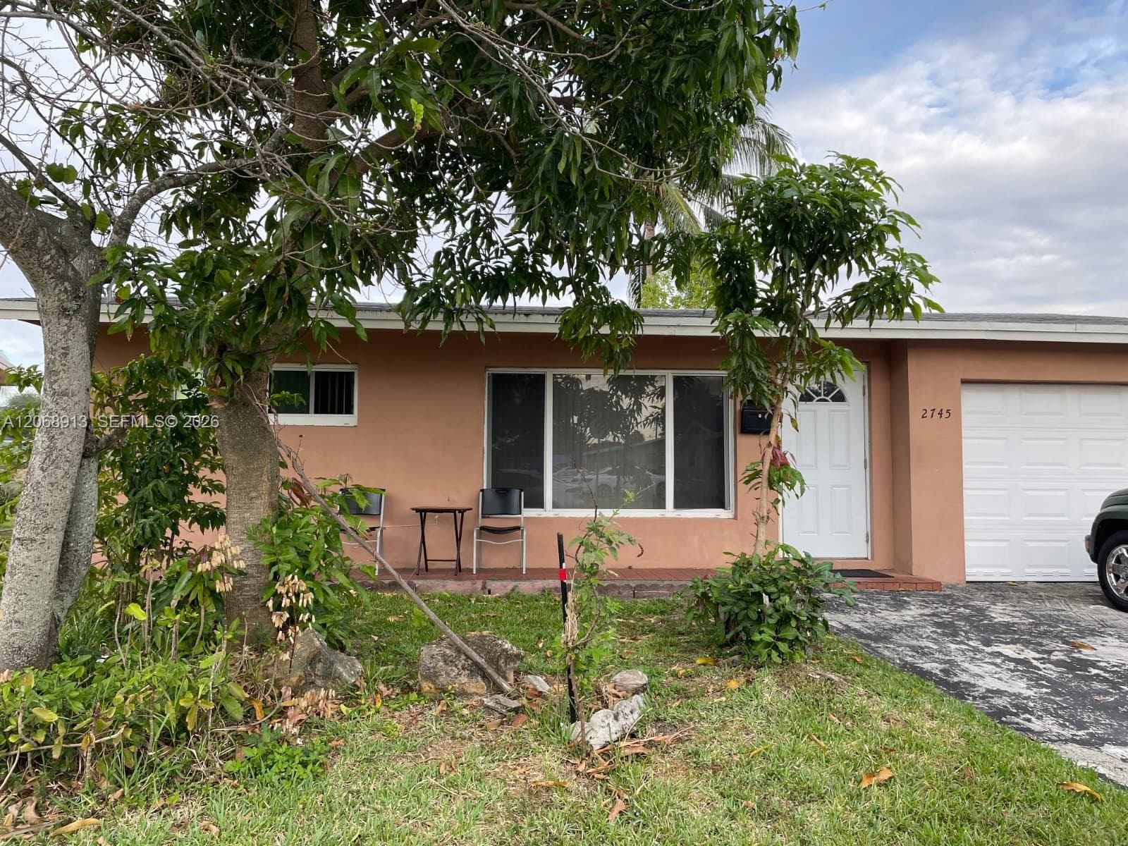 2745 NW 69th Ave, Sunrise, FL 33313