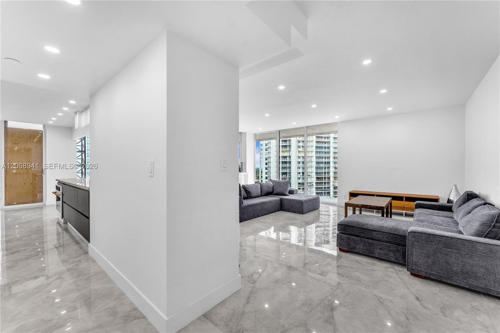 19355 Turnberry Way # 14D, Aventura, FL 33180 photo 4