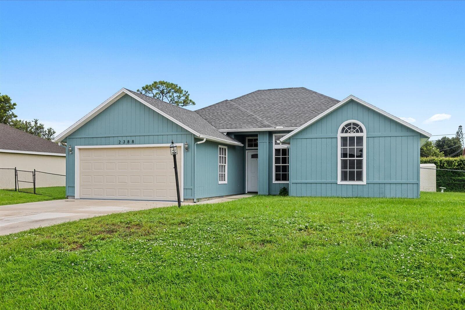 2388 SW FERN Circle, Port St. Lucie, FL 34953 photo 2