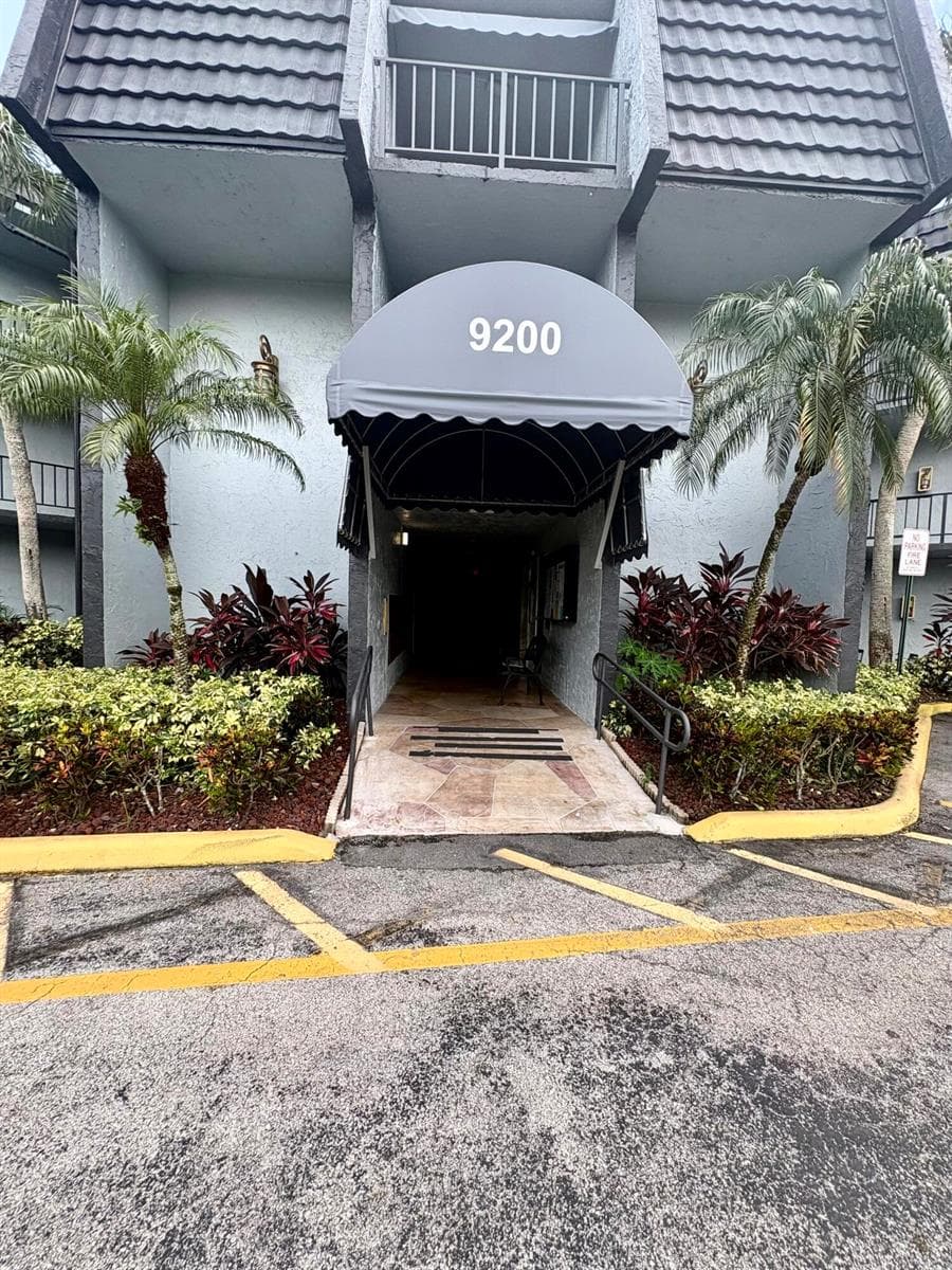 9200 Lime Bay Boulevard, Tamarac, FL 33321 photo 3