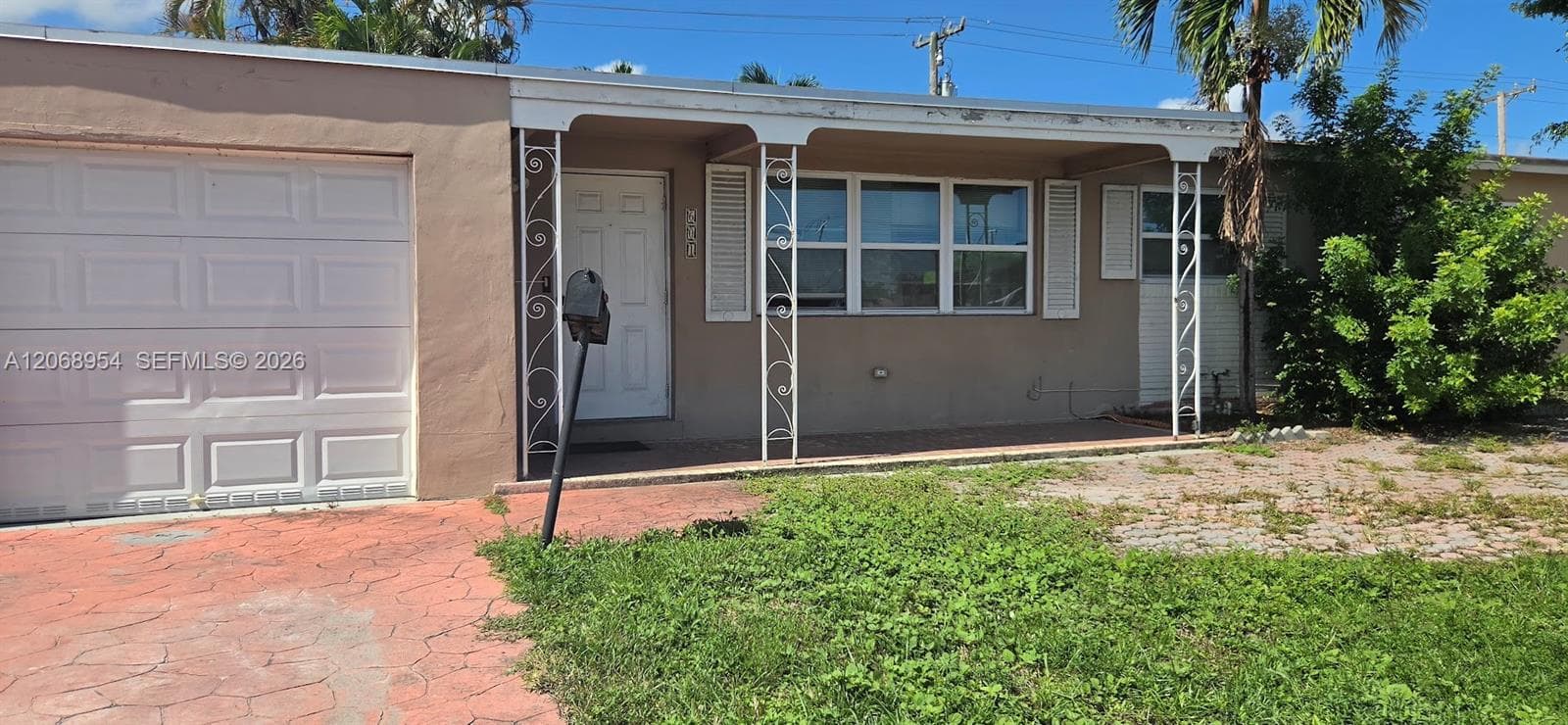 601 W Sample Rd, Deerfield Beach, FL 33064 photo 4