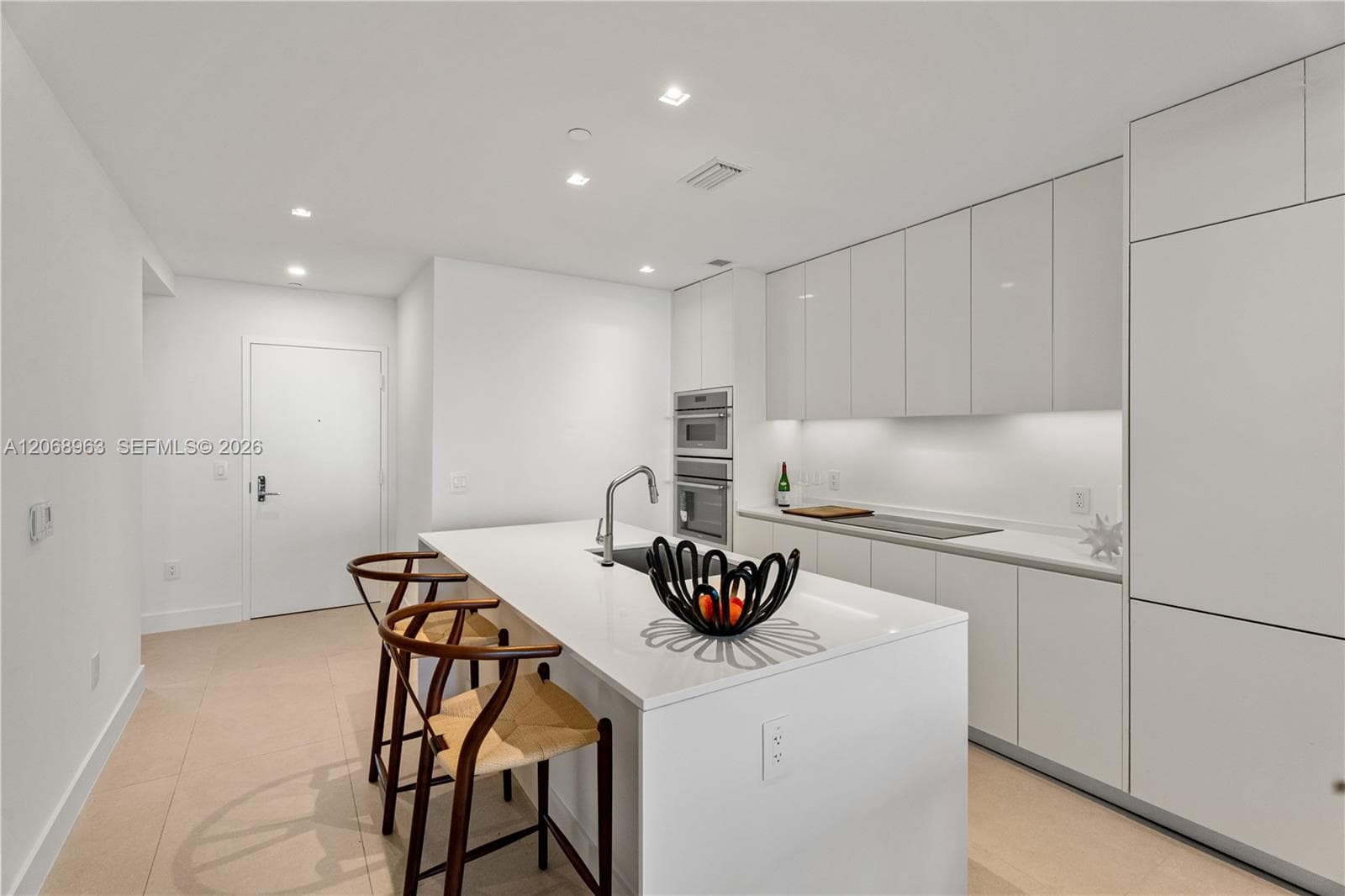 700 NE 24th St # 2602, Miami, FL 33137 photo 3