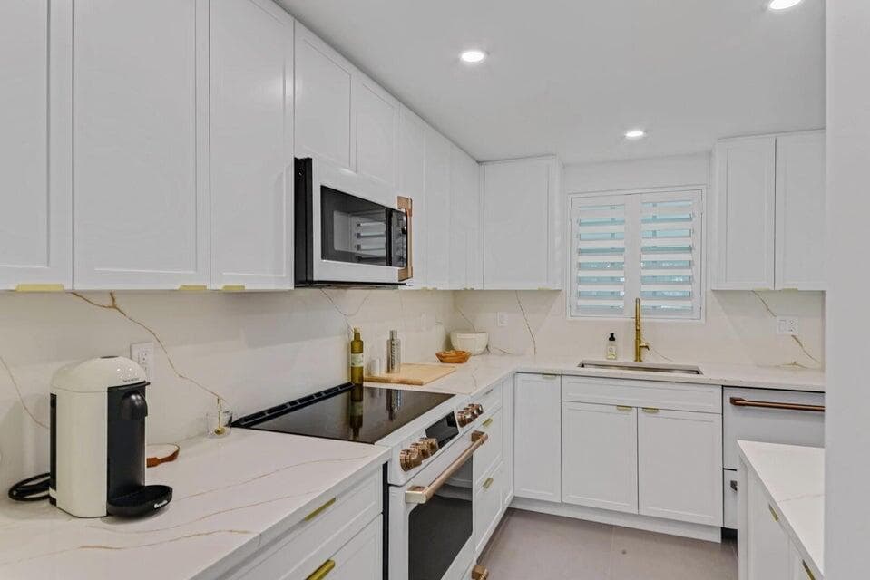 765 Jeffery Street # 101, Boca Raton, FL 33487 photo 4
