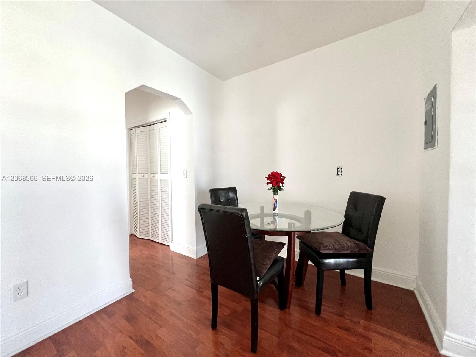 450 77th St # 6, Miami Beach, FL 33141 photo 5