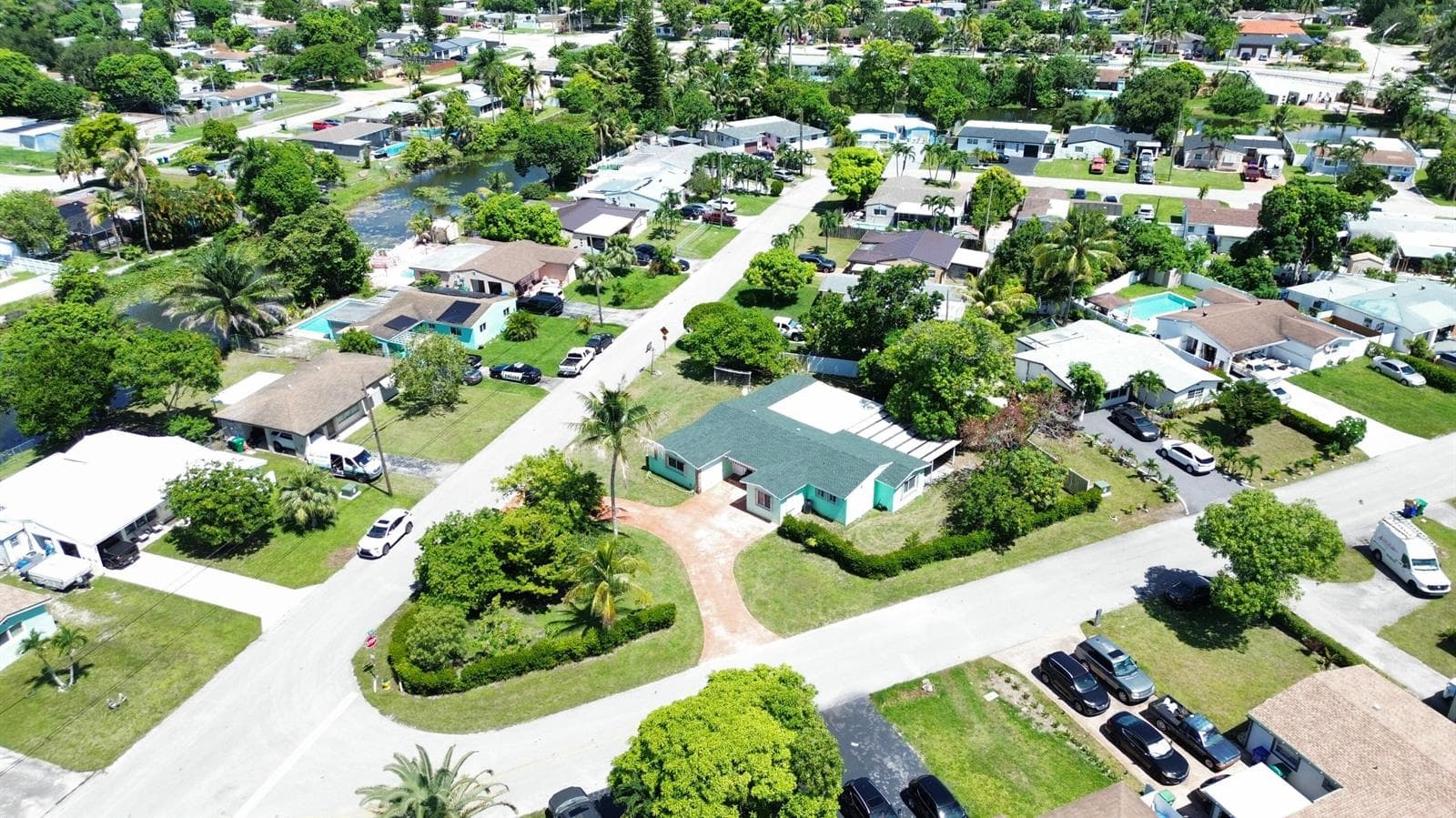 2907 SW 67TH Terrace, Miramar, FL 33023 photo 2