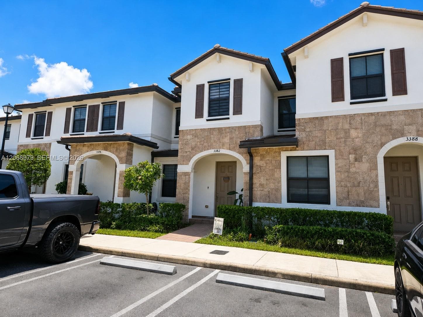 3382 W 114th Ter, Hialeah, FL 33018 photo 2