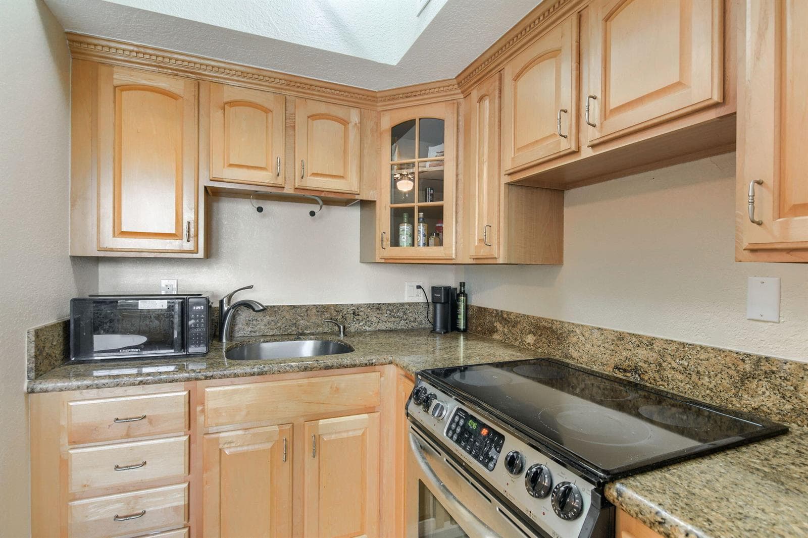 924 SE 2ND Street # 25, Fort Lauderdale, FL 33301 photo 4