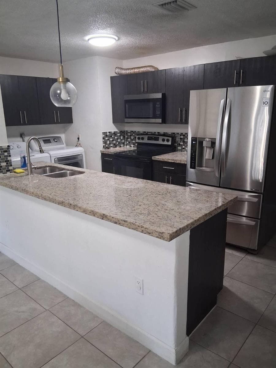 3718 NW 213th Street, Miami Gardens, FL 33055 photo 2
