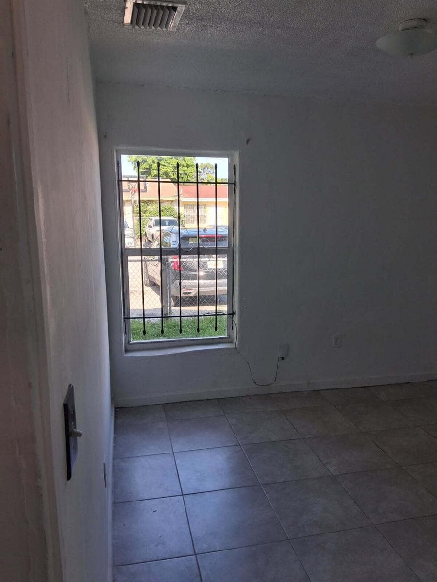 3718 NW 213th Street, Miami Gardens, FL 33055 photo 5