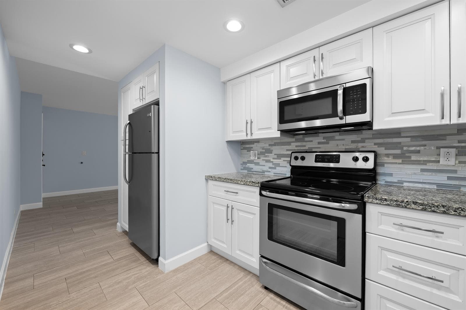 9 NE 19th Court # c110, Wilton Manors, FL 33305 photo 3