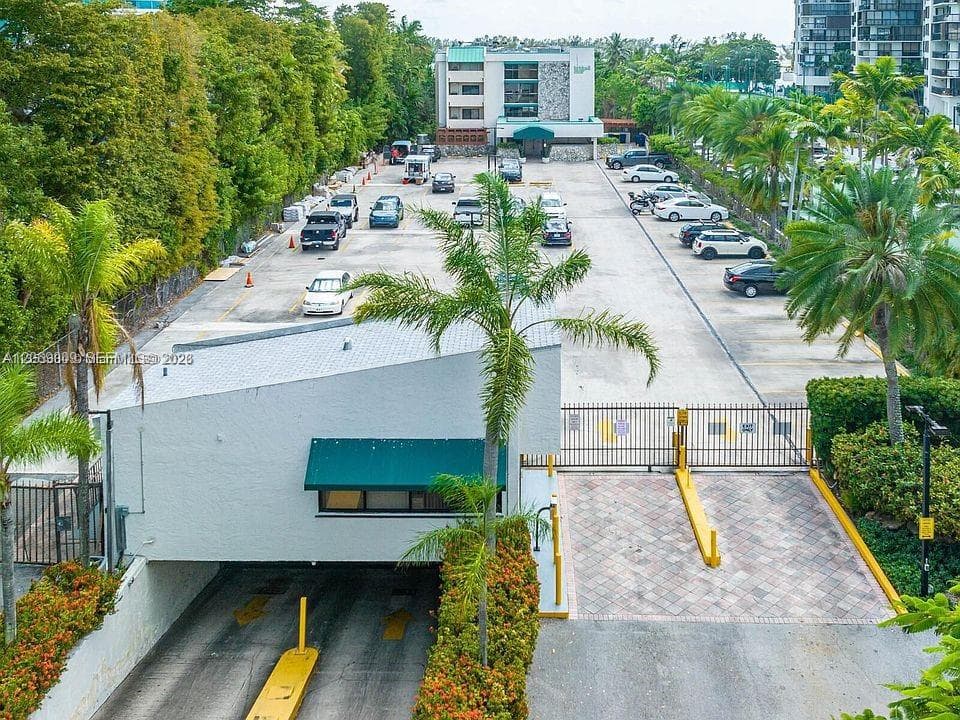 2201 Brickell Ave # 96, Miami, FL 33129 photo 3