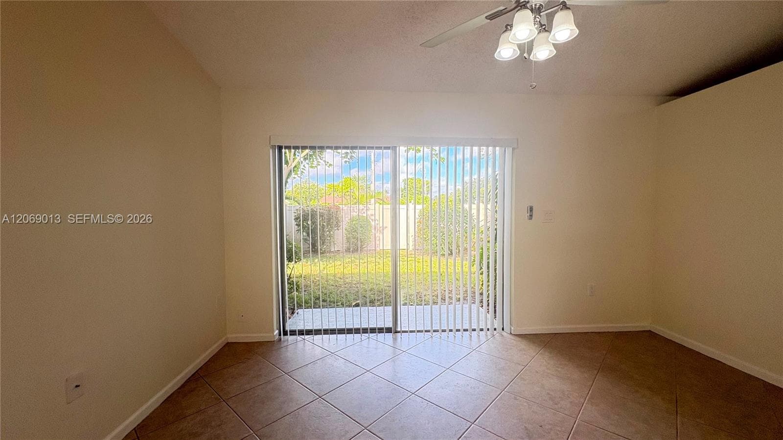 821 W Beckley Sq, Davie, FL 33325 photo 4