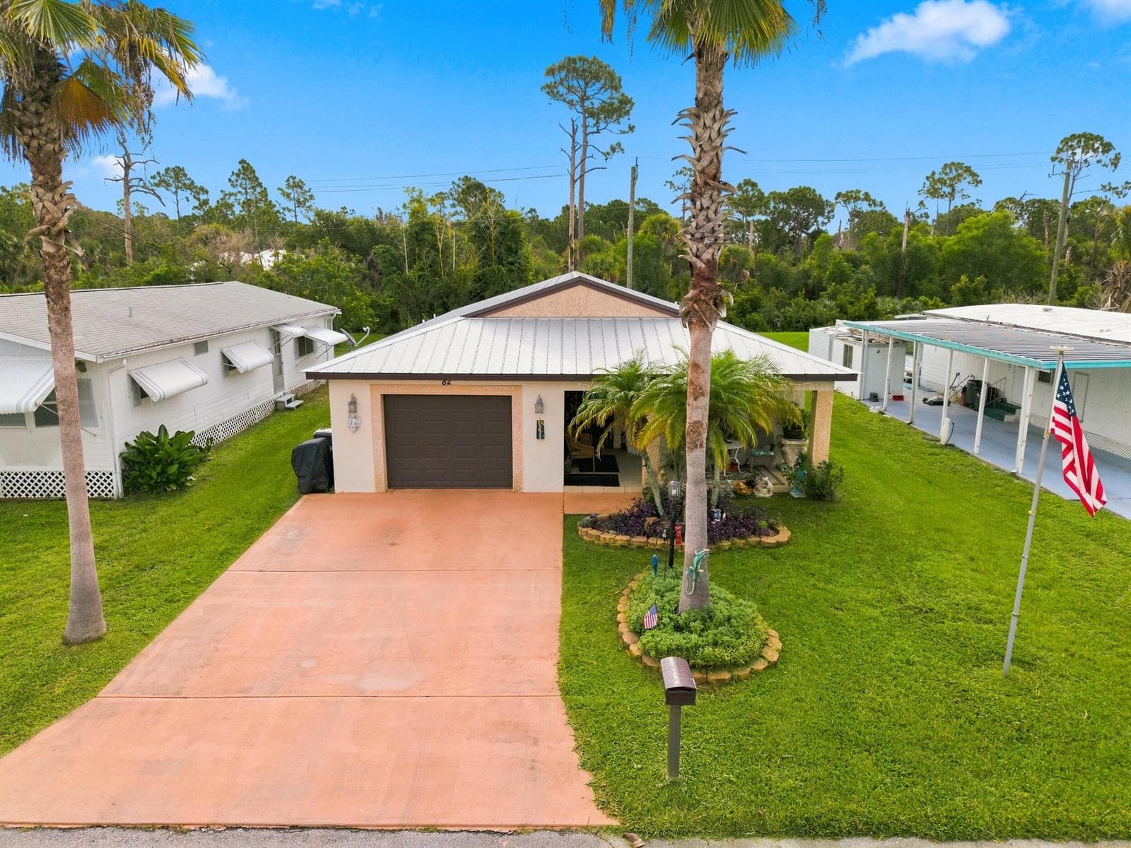 82 Mediterranean Boulevard E, Port St. Lucie, FL 34952 photo 2
