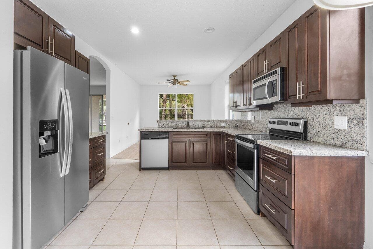 196 Seminole Lakes Drive, Royal Palm Beach, FL 33411