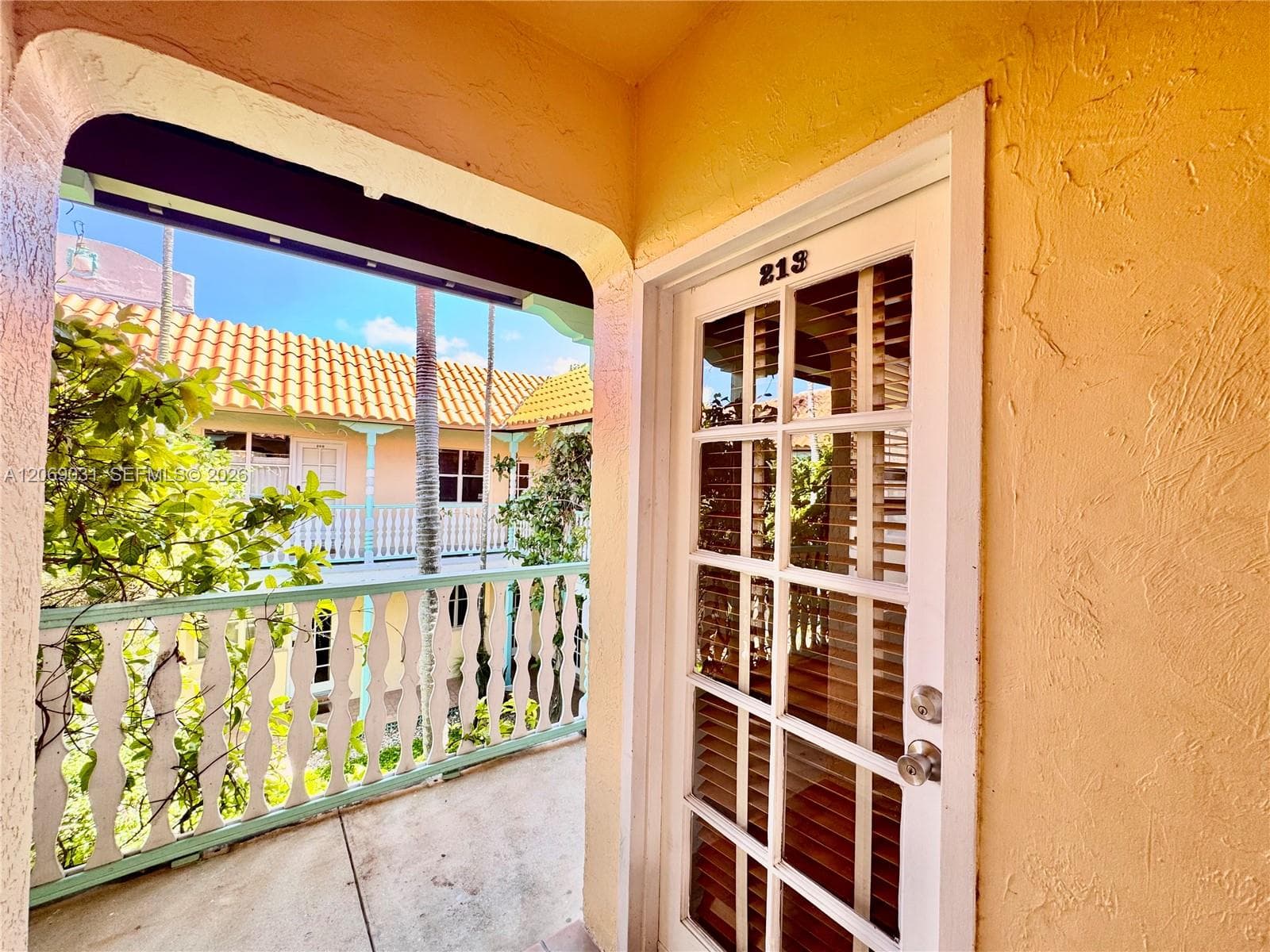 736 13th St # 213, Miami Beach, FL 33139 photo 3