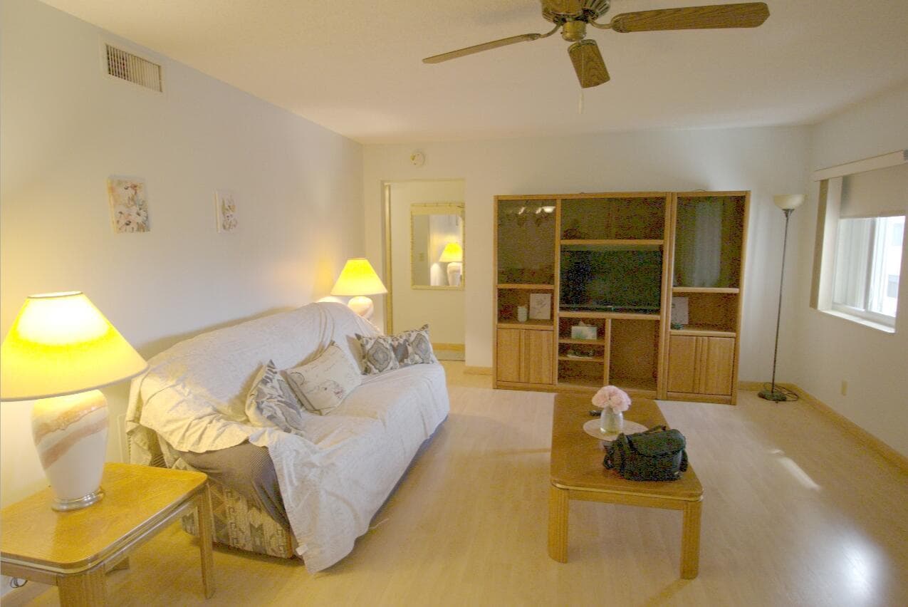 3561 PINE NEEDLE Drive # D-2, FL 33463 photo 3