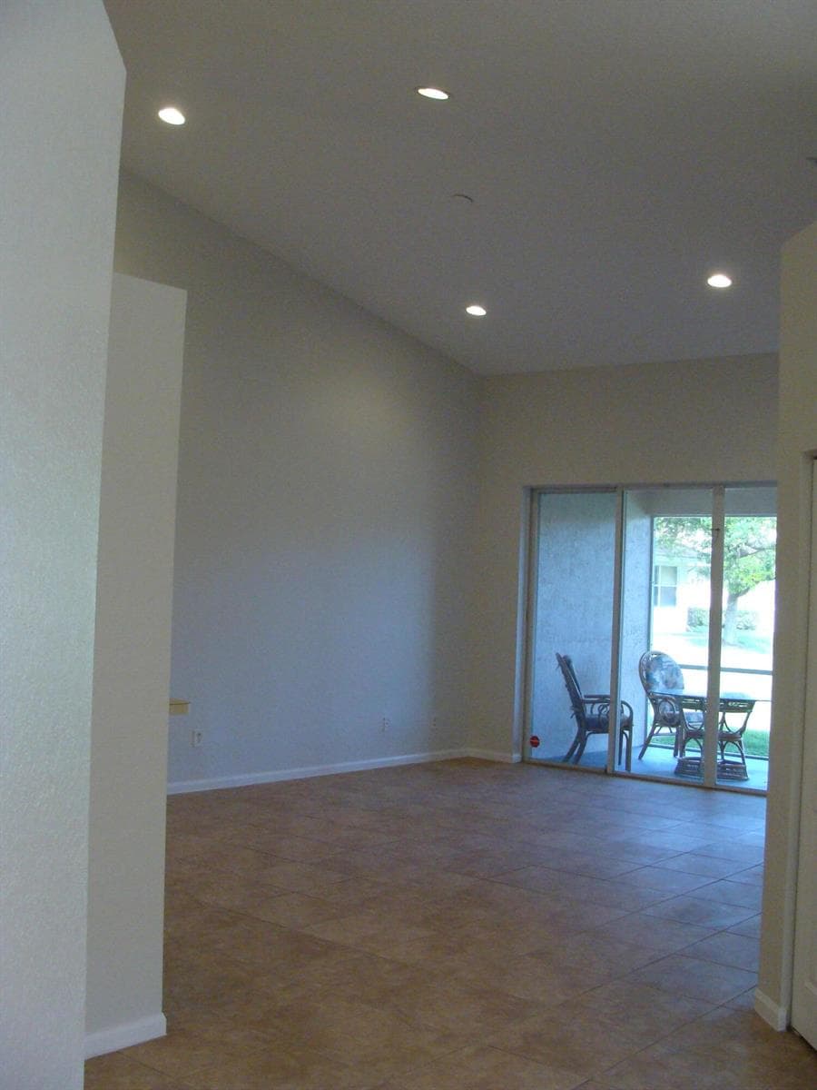 369 W Coral Trace Circle, Delray Beach, FL 33445 photo 3