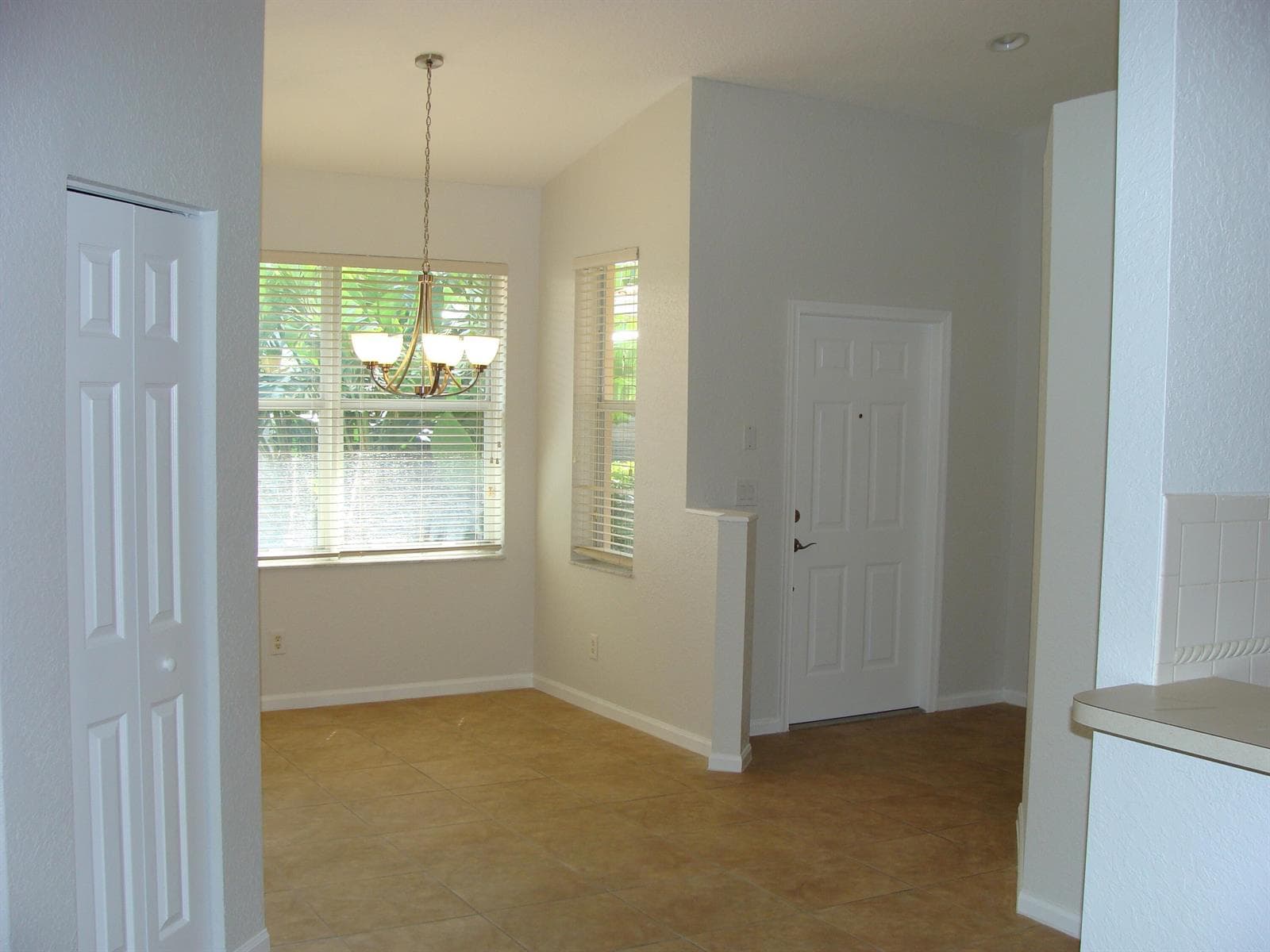 369 W Coral Trace Circle, Delray Beach, FL 33445 photo 4